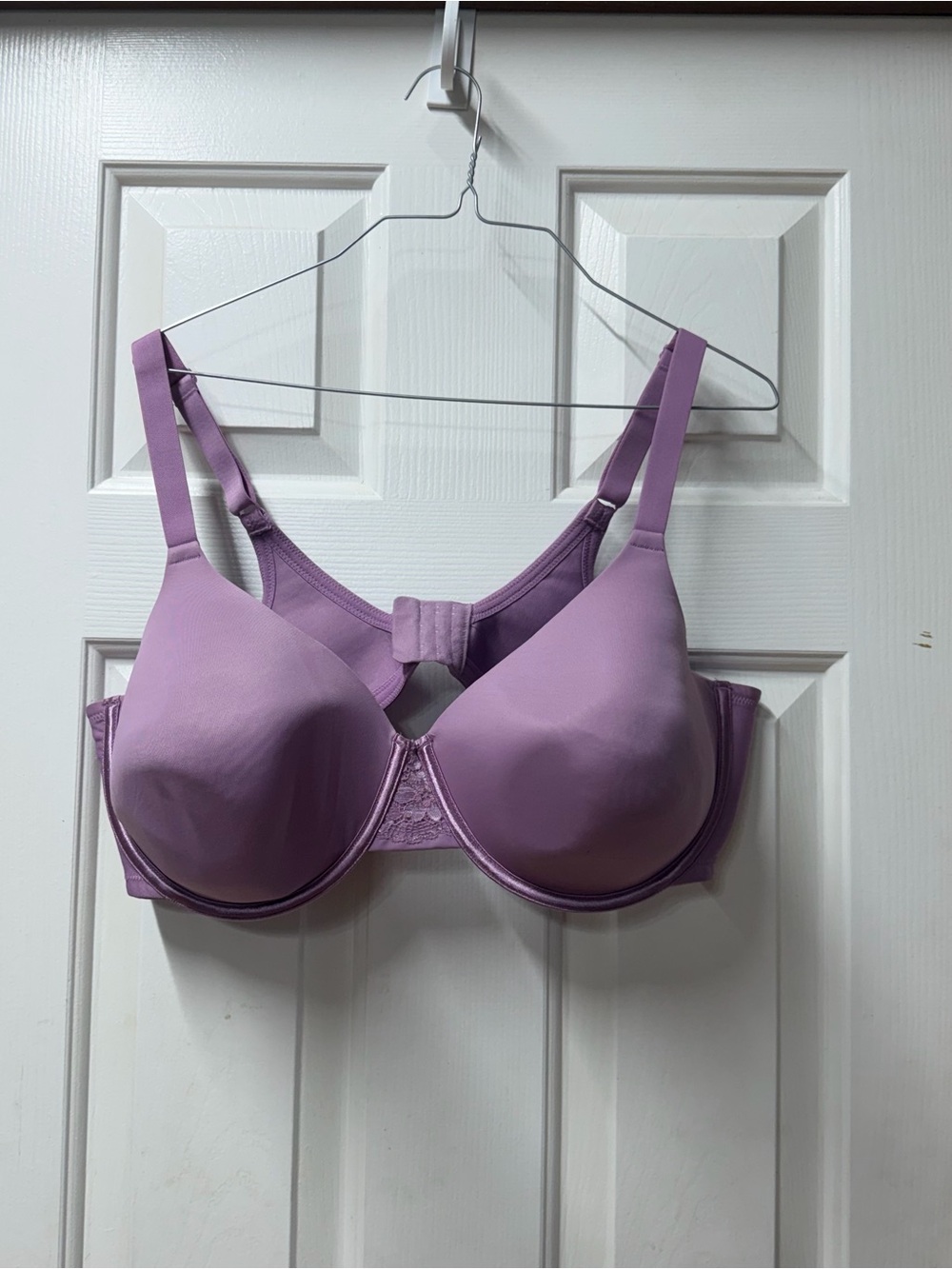 Vanity Fair Smooth Underwire Bra in Lavender 44DD